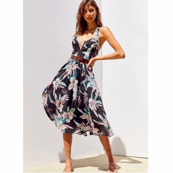 Urban Outfitters Kimchi Blue Bermuda Nights Midi Dress Size 6 - Picture 2 of 9